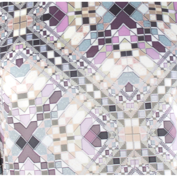 Lavand | Long Sleeve Geometric Print Shift Dress - Picture 5 of 7